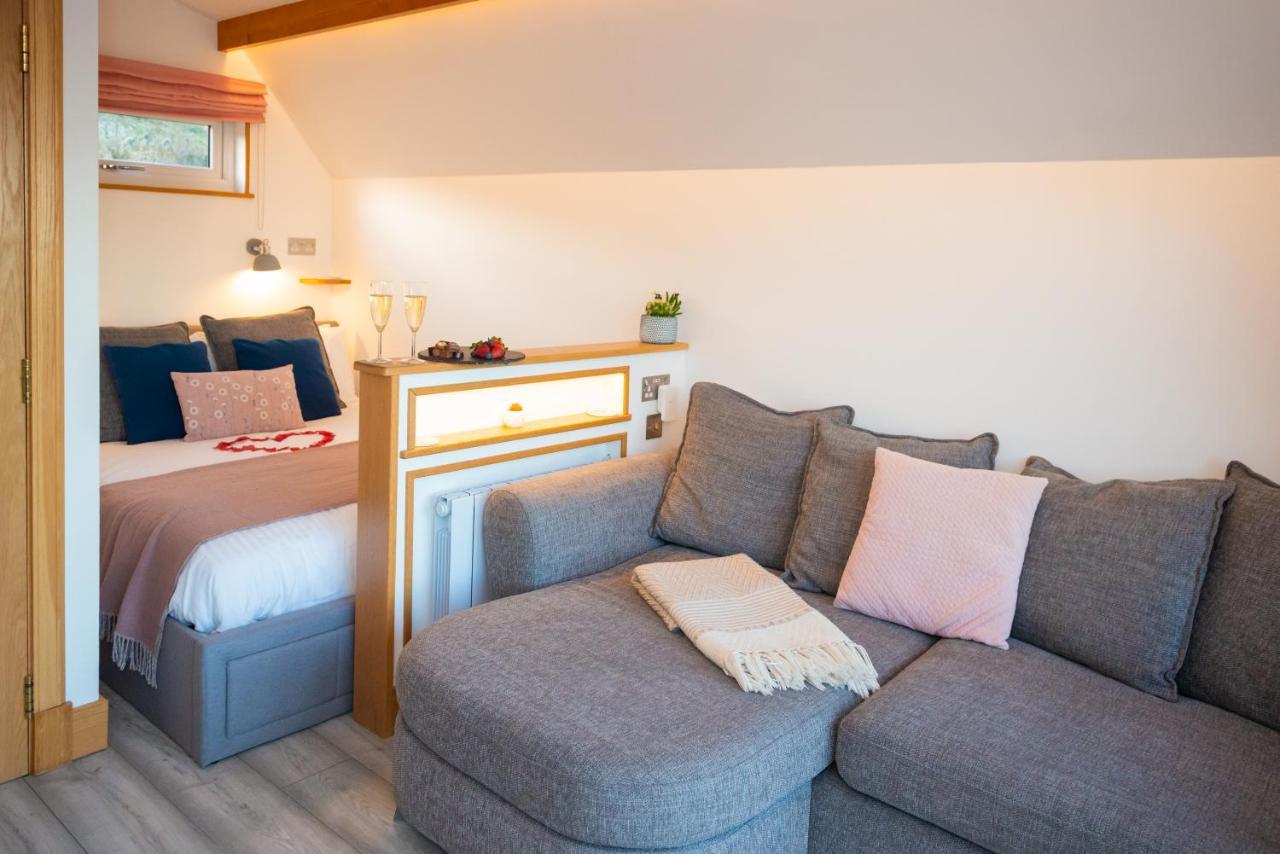 Bonnie Barns - Adults Only Luxury Lodges With Hot Tubs Luss Exterior foto